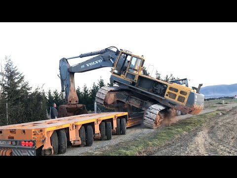 Transporting The Volvo EC 650 Excavator - Fasoulas Heavy Transports