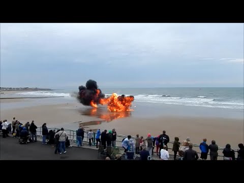 Sunderland International Airshow - Ninja RAF Hawk T2 Role Demo