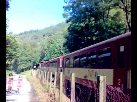 714.023-5 veselá kráva + 5krát btax 780 odjezd z Davle