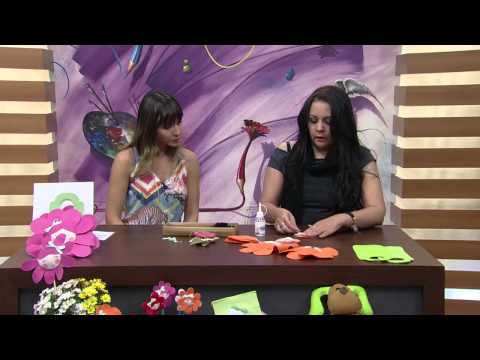 Mulher.com 20/08/2014 - Enfeite Maçaneta Feltro Flor por KArin Montone - Parte 1