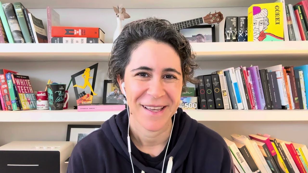 O velho debate: compro mais livros do que leio