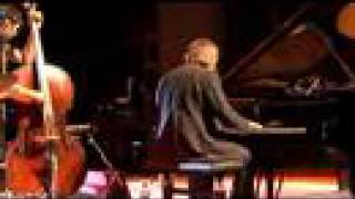 Trio / Isorhythm Nr.4