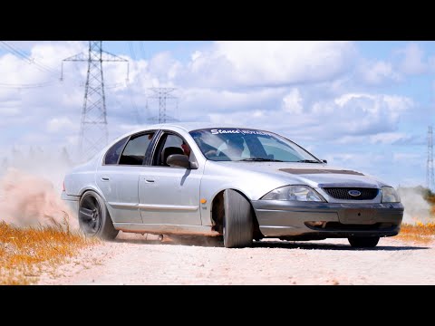 AU Falcon Goes Drifting Outback