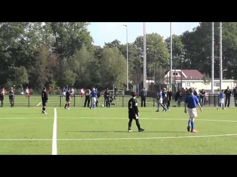 FC Weesp D1 - FC Almere D1 1e helft (12-10-2013)