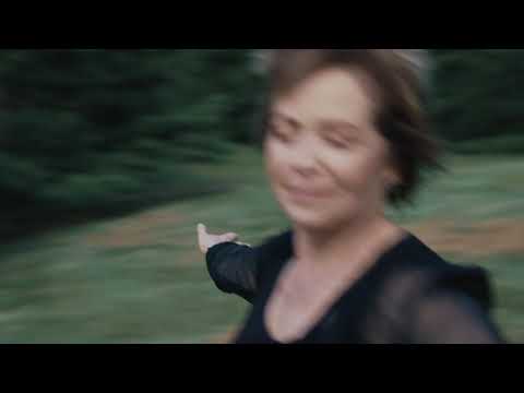 Anna Rose - "Broken Is Beautiful" (Official Music Video)