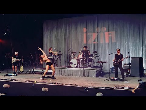 Izïa - La vitesse (Live - Rock En Seine 2022)