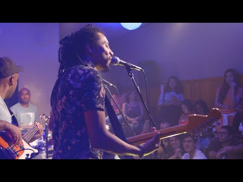 Juliano Moreira - Por Causa de Vc Menina / Mas que Nada (Ao Vivo no 39d Studios)