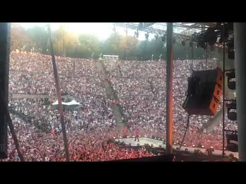 Berlin Waldbühne 3.8.22 THE ROLLING STONES backstage view via Twitter