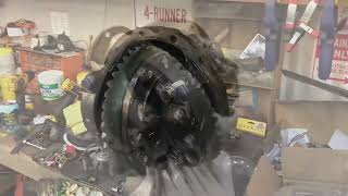 2007-2022 Toyota Tundra 5.7L Rear Differential Assembly And Axle Seal Replacement Instructions
