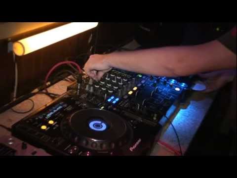 Bárány Attila, Andorboy & Gyetoo, Dj Lennard, Dj Benny @ Halloween Party - Retro2 OFFICIAL VIDEO