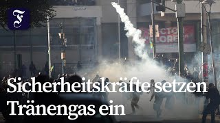 Krawalle bei Massenprotesten von Minenarbeitern in Bolivien
