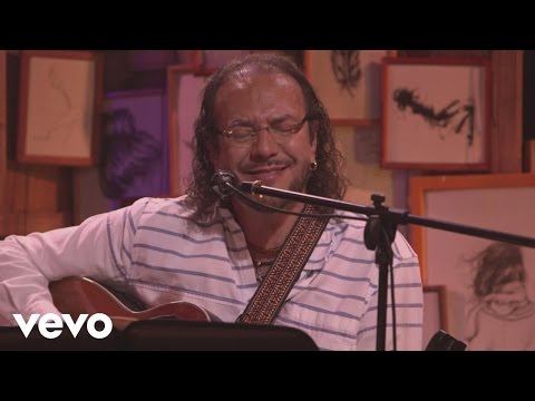 Fernando Delgadillo - Momentos Pendientes (Versión Acústica)