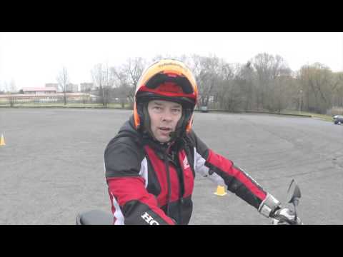 Motoškola Míra Lisý - nová zkouška v autoškole vyběr 3 cviků Testoval Míra Lisý