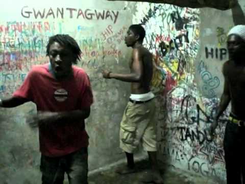 serious manizzle practice at baobab studio