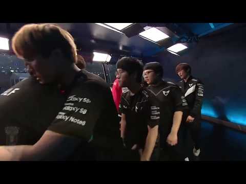 Faker chorando  League Of Legends WORLDS 2017 FINAL ( Odin Gamer)