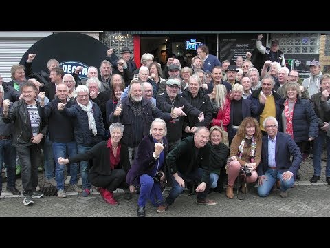 Bekende Nederlandse Popmuzikanten ballen hun vuist voor museum RockArt