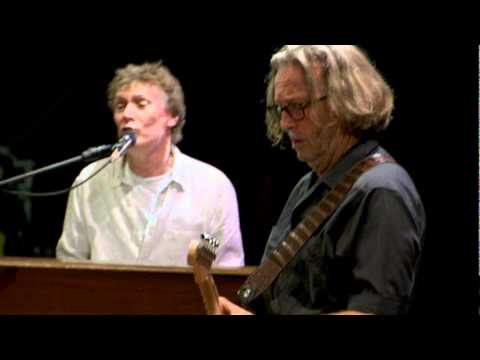 Eric Clapton & Steve Winwood - Voodoo Chile Live From Crossroads Festival 2010