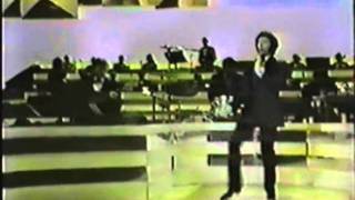 Tom Jones sings &quot;Vehicle&quot; - Live 1970