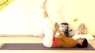 Entspannte Yogastunde für den Rücken
