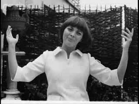 Mireille Mathieu - Je suis seule ce soir