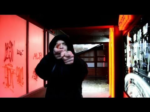 Foloflowi - GRANDE (Official Video)