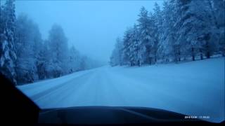 preview picture of video 'Foggy road in northern Finland'