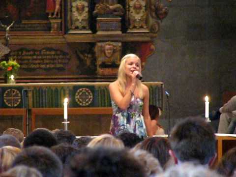 Julia Koponen - Kom Ihåg Mig