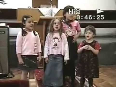 Sara Tamara Astina Milica pevaju