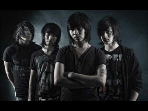 KILLING ME INSIDE - MOVING ON (onadio as vocal)