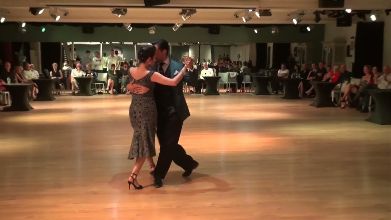 Video thumbnail for Belén Martinez & Niko Carambas: "Maipu" @ Life Izegem 2019