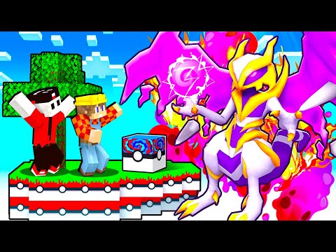 I SURVIVE ON A LEGENDARY POKEMON BLOCK in MINECRAFT - ITA