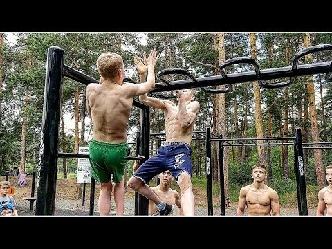 Новый челлендж с подтягиваниями. Тренировка гимнастов на workout-площадке