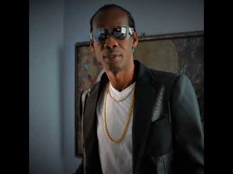 Naya George - Get on fire Soca 2001 Trinidad and tobago