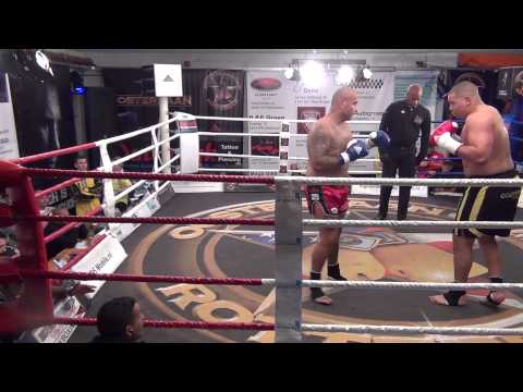 Bilal Essanoussi vs Miguel Valero