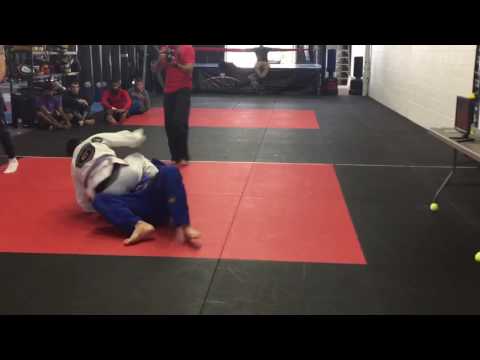 Superfight: Arther Zuka (AR) vs Shane Fishman (Bo4)