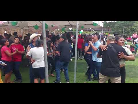 Y nos arancamos con este  bailon de tecuis  san agustin acasaguastlan