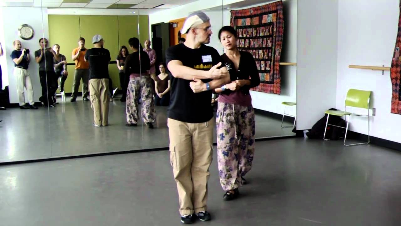 "The D'Arienzo Surprise", Cristina and Homer Ladas, class summary at Boston Fusion Exchange