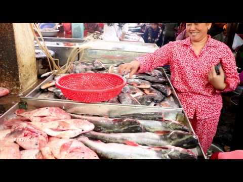 Asian Street Food , Wet Market At Kamport Province, Cambodia, Walk Around Market Food In Asia