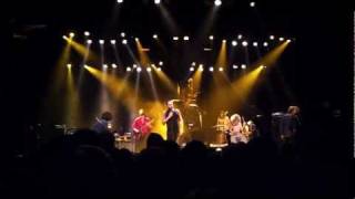 De Staat - Old MacDonald Don&#39;t Have No Farm No More (Live in The Hague)