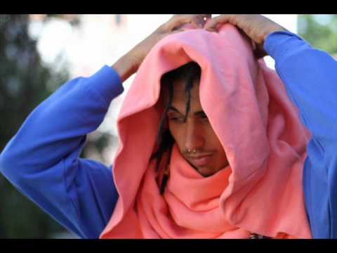 Necrojocker @YupinoLunieri Life is short Chiluminatis freestyle 2012