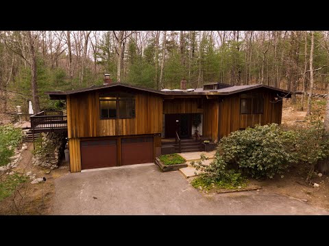 67 Turning Mill Road, Lexington MA - Expansive Mid-Century Modern
