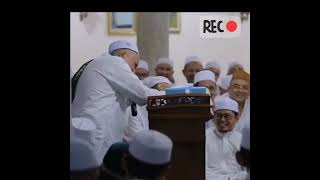 Download lagu 'KENANGAN CERAMAH LUCU NAMUN BERILMU' II ALM HABIB MUHAMMAD ALAYDRUS (CONDET) mp3