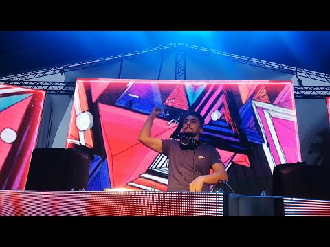 N Marc - Wonderland Live set (Mobile Footage) | Live Mashups | House | Big Room | Trance | Hardstyle