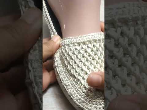 Selop Rajut Flowy #Bisauntuksepaturajutflowysport #crochetshoes #sepaturajut #crochet