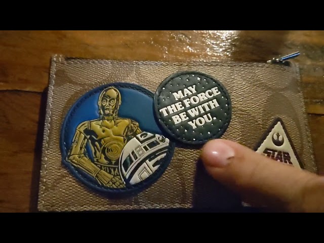 Vídeo relacionado con Star Wars Galactic Empire Tie Fighter Traje Emblema Billetera/Cartera Bi-Fold Porta-ID & Tarjetero, Negro