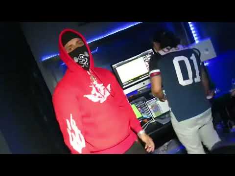 IGM ❌ LIL OYE - FEEL IT IN THE AIR (STUDIO PERFORMANCE)