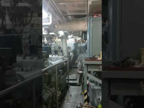 Schnellboot 143a Antriebsdiesel "durchzischen"