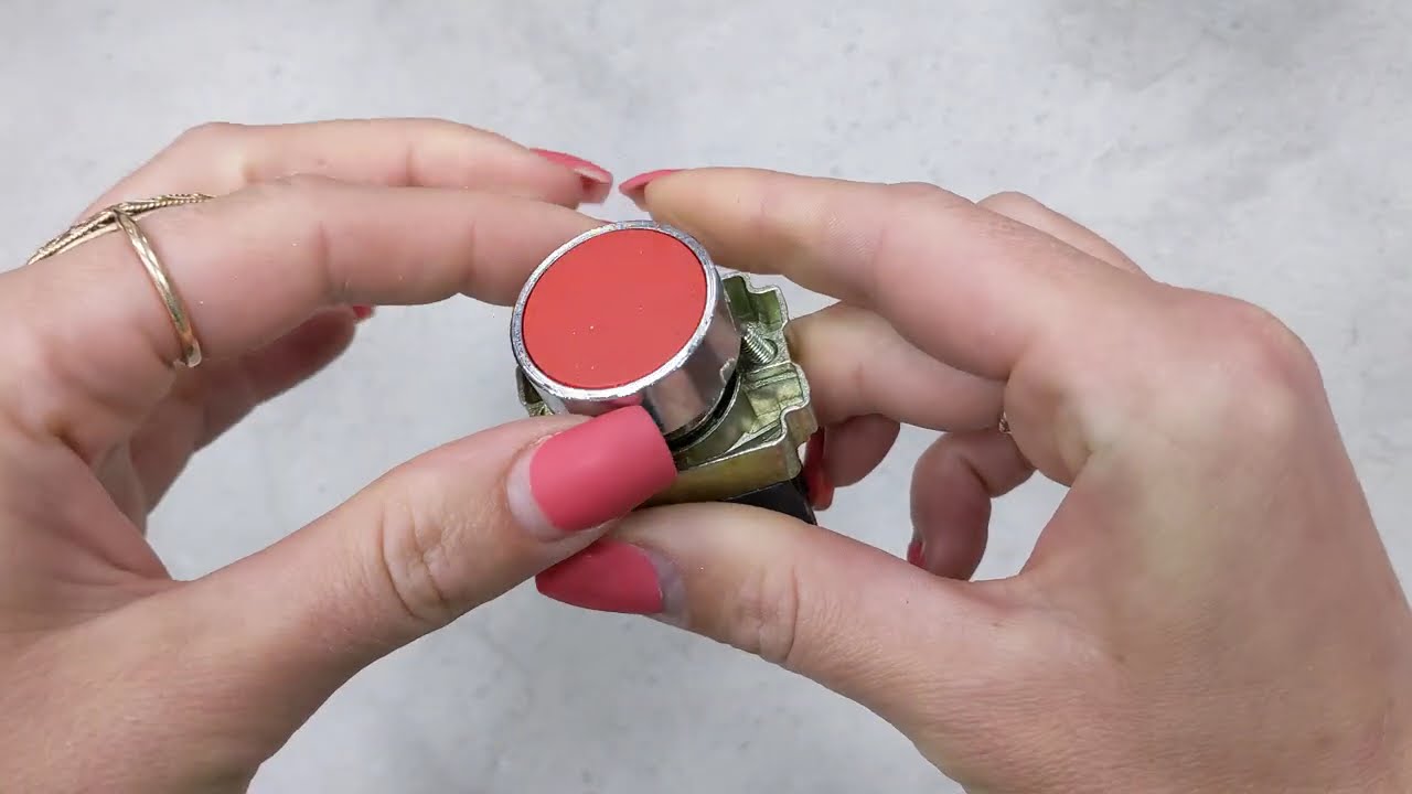 Кнопка Старт АСКО-УКРЕМ XB2-BA31 красная A0140010003