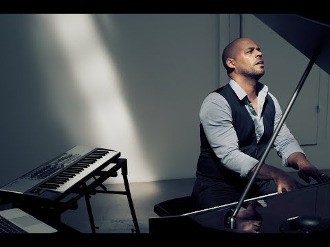 download lagu mp3 mp4 Gabriel Urgell Reyes, download lagu Gabriel Urgell Reyes gratis, unduh video klip Gabriel Urgell Reyes
