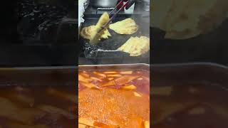 납작만두-고소*기름향, 겉은 노릇노릇,속은 거의 없는 편이라 식감이 메인(대구서문시장)